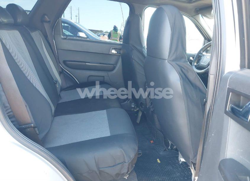 Photo 8 of 2008 Ford Escape LIMITED (VIN 1FMCU04188KA62925)