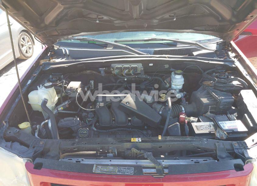 Photo 10 of 2008 Ford Escape LIMITED (VIN 1FMCU04198KA52145)