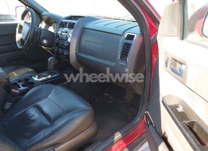 Photo 5 of 2008 Ford Escape LIMITED (VIN 1FMCU04198KA52145)