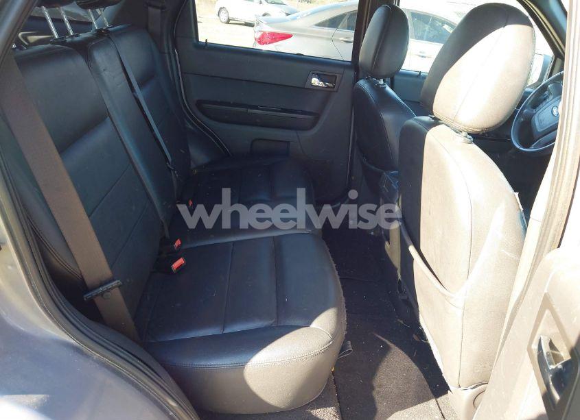 Photo 8 of 2008 Ford Escape LIMITED (VIN 1FMCU04198KA56731)