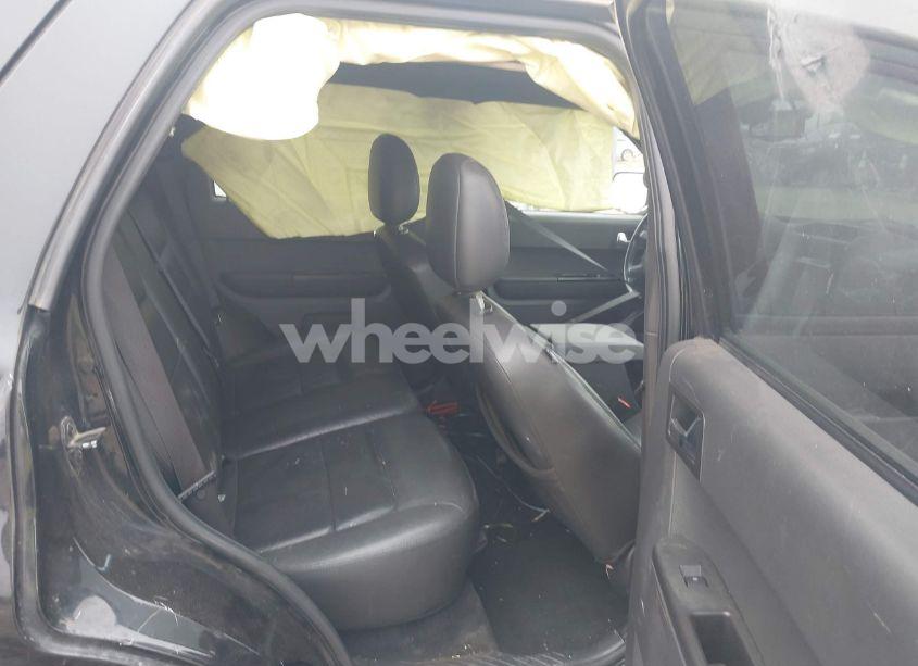 Photo 8 of 2008 Ford Escape LIMITED (VIN 1FMCU04198KD92105)