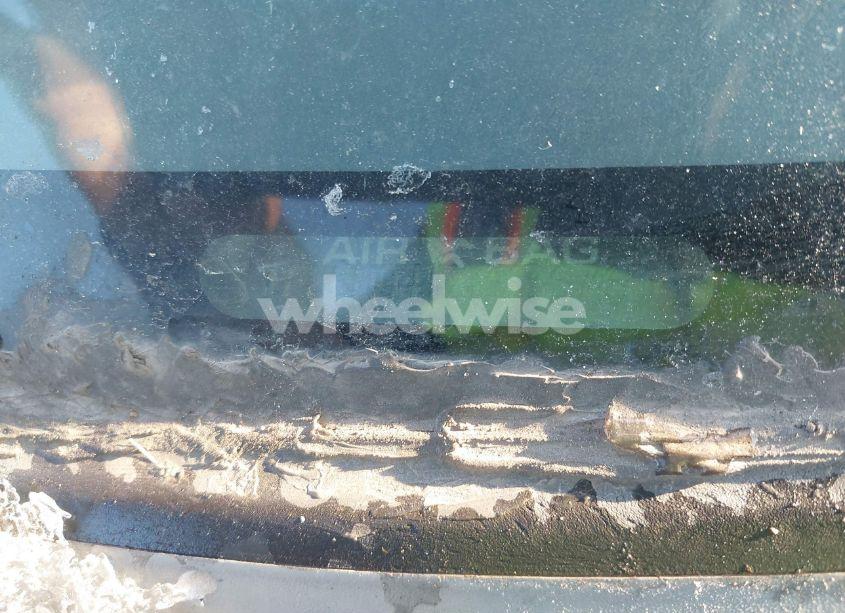 Photo 11 of 2002 Ford Escape XLT (VIN 1FMCU041X2KB67604)