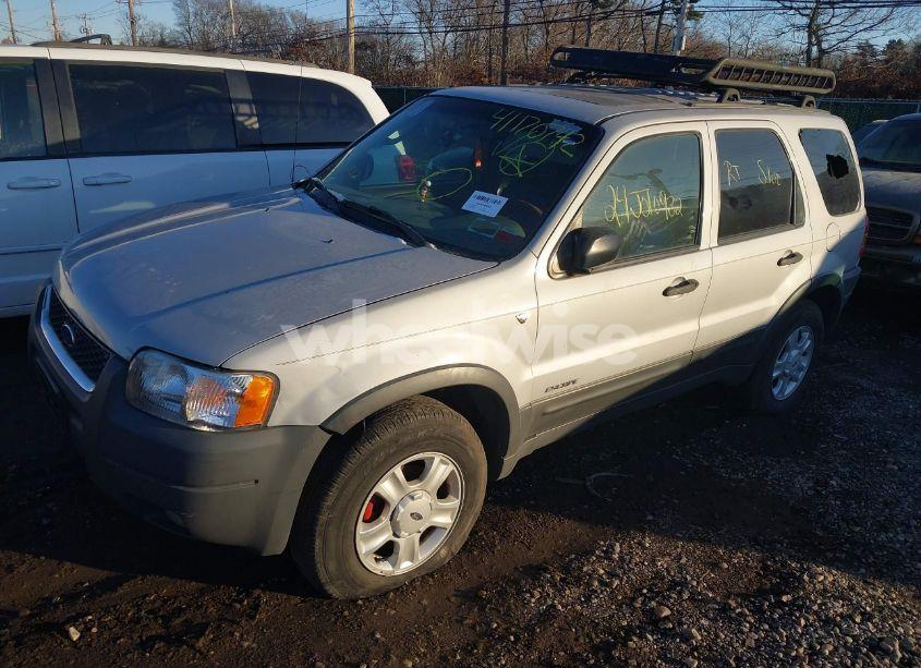 Photo 2 of 2002 Ford Escape XLT (VIN 1FMCU041X2KB67604)