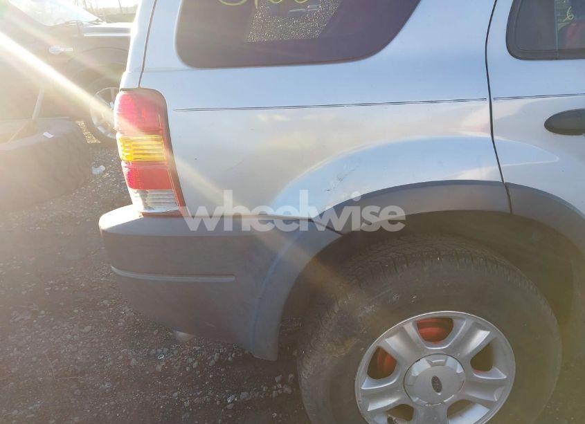 Photo 6 of 2002 Ford Escape XLT (VIN 1FMCU041X2KB67604)