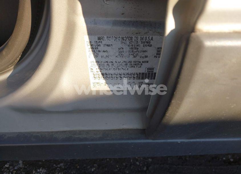 Photo 9 of 2002 Ford Escape XLT (VIN 1FMCU041X2KB67604)