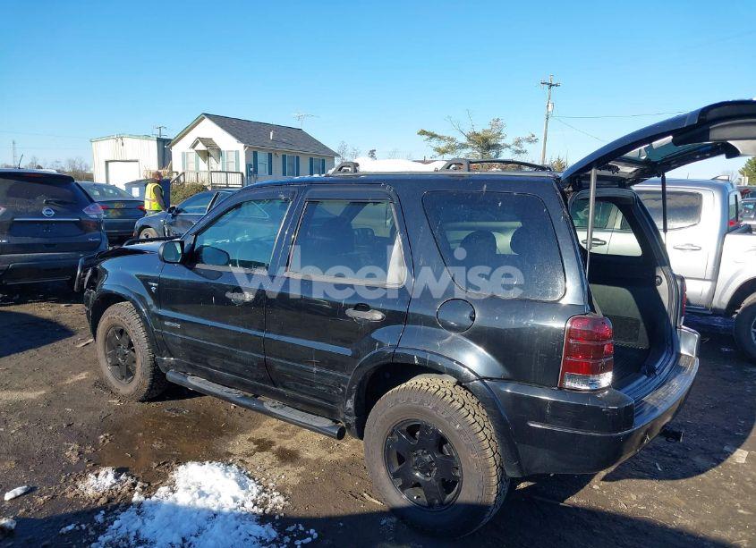 Photo 3 of 2002 Ford Escape XLT (VIN 1FMCU041X2KC74197)