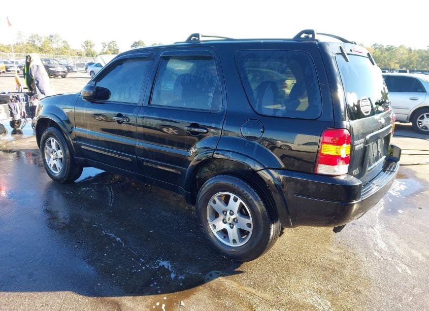 Photo 3 of 2004 Ford Escape LIMITED (VIN 1FMCU041X4KB11813)