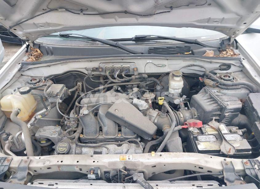 Photo 10 of 2008 Ford Escape LIMITED (VIN 1FMCU041X8KC00044)