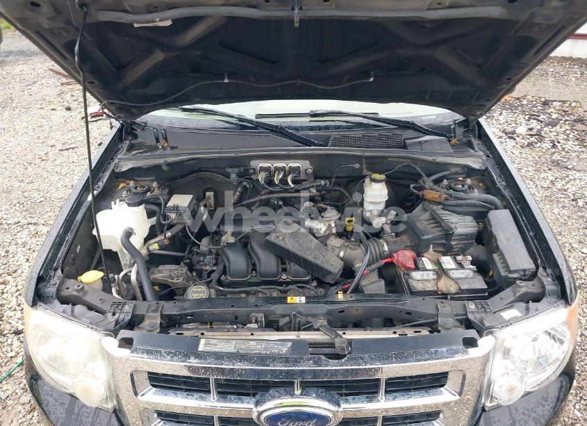 Photo 10 of 2008 Ford Escape LIMITED (VIN 1FMCU041X8KD75927)