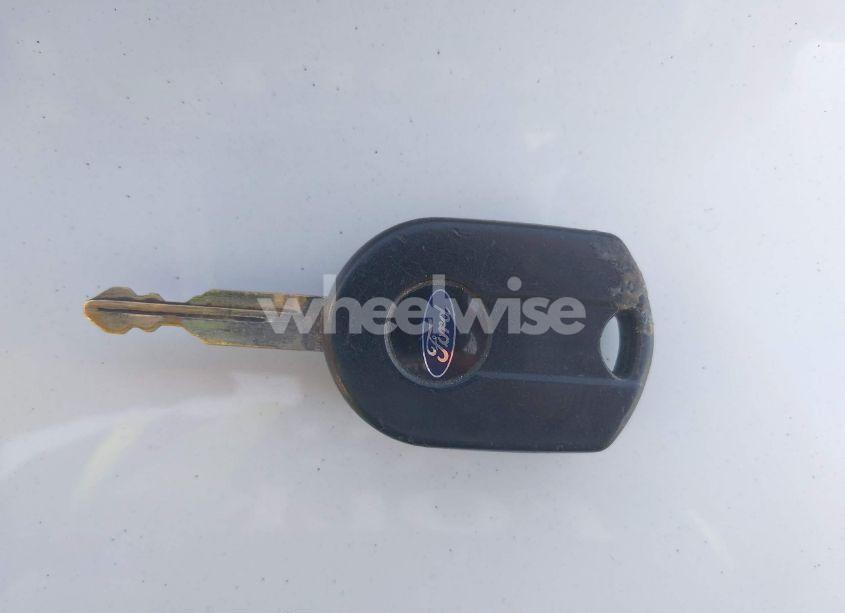 Photo 11 of 2009 Ford Escape LIMITED (VIN 1FMCU04709KA21968)