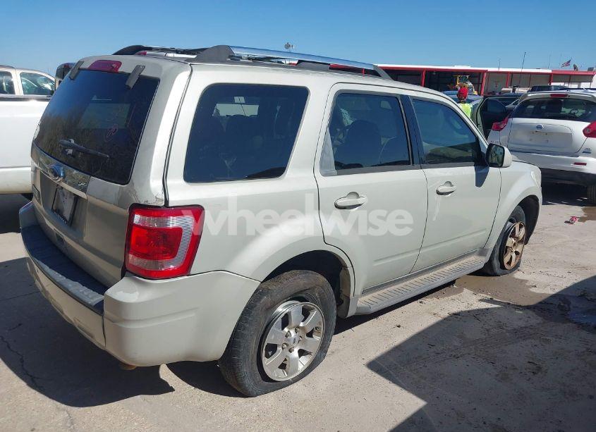 Photo 4 of 2009 Ford Escape LIMITED (VIN 1FMCU04709KA21968)