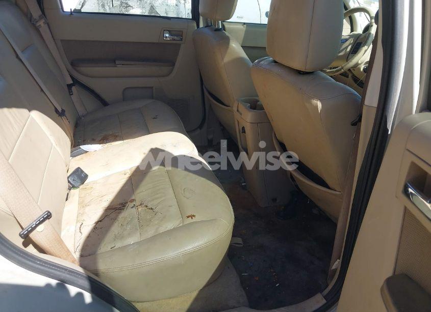 Photo 8 of 2009 Ford Escape LIMITED (VIN 1FMCU04709KA21968)