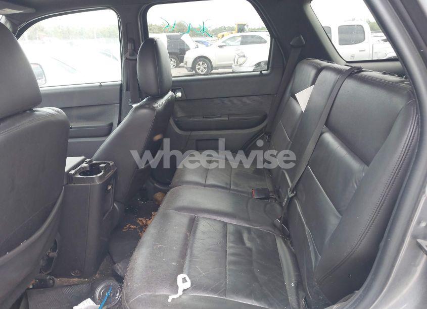 Photo 8 of 2009 Ford Escape LIMITED (VIN 1FMCU04749KB34919)