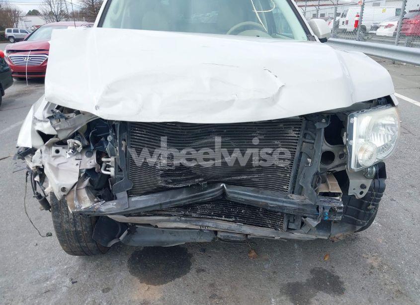 Photo 6 of 2009 Ford Escape LIMITED (VIN 1FMCU04779KA63005)