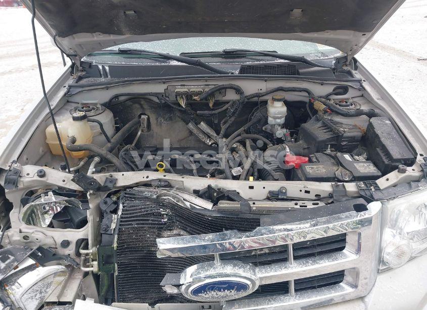 Photo 10 of 2009 Ford Escape LIMITED (VIN 1FMCU047X9KC30599)