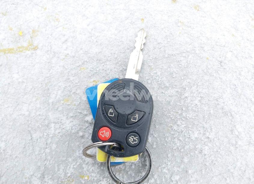 Photo 11 of 2009 Ford Escape LIMITED (VIN 1FMCU047X9KC30599)