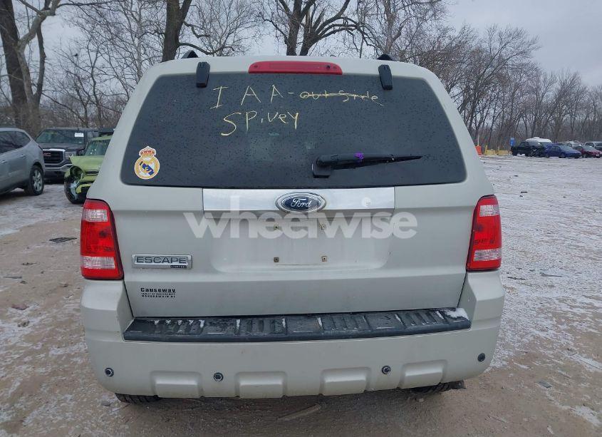 Photo 16 of 2009 Ford Escape LIMITED (VIN 1FMCU047X9KC30599)