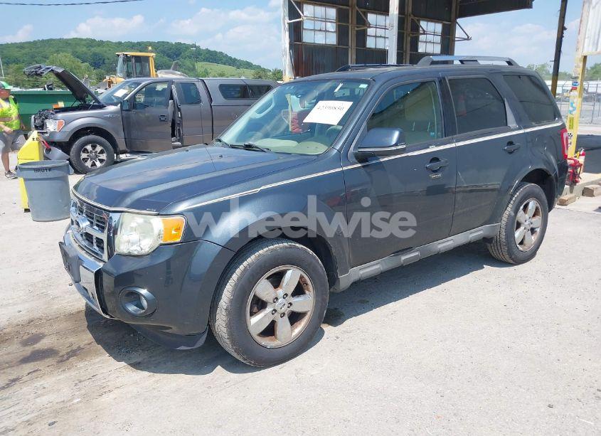 Photo 2 of 2009 Ford Escape LIMITED (VIN 1FMCU04G09KA34431)