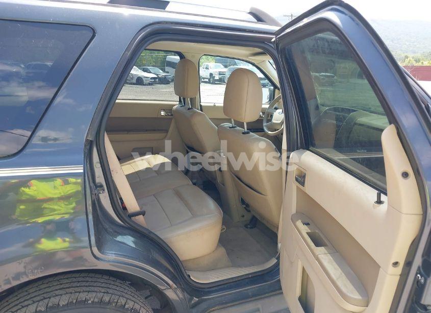 Photo 8 of 2009 Ford Escape LIMITED (VIN 1FMCU04G09KA34431)