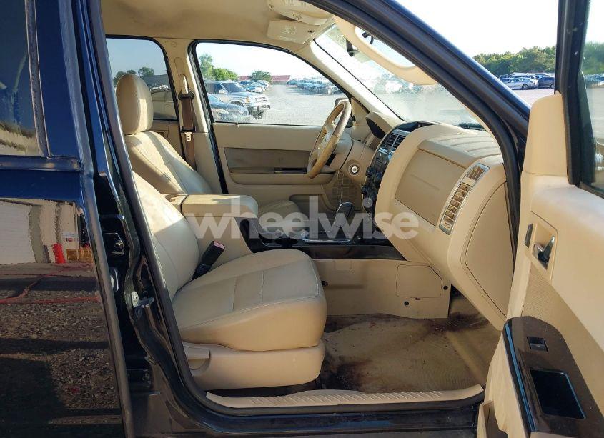 Photo 5 of 2009 Ford Escape LIMITED (VIN 1FMCU04G29KB88932)