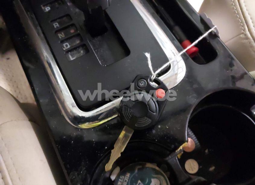 Photo 11 of 2009 Ford Escape LIMITED (VIN 1FMCU04G39KA57007)