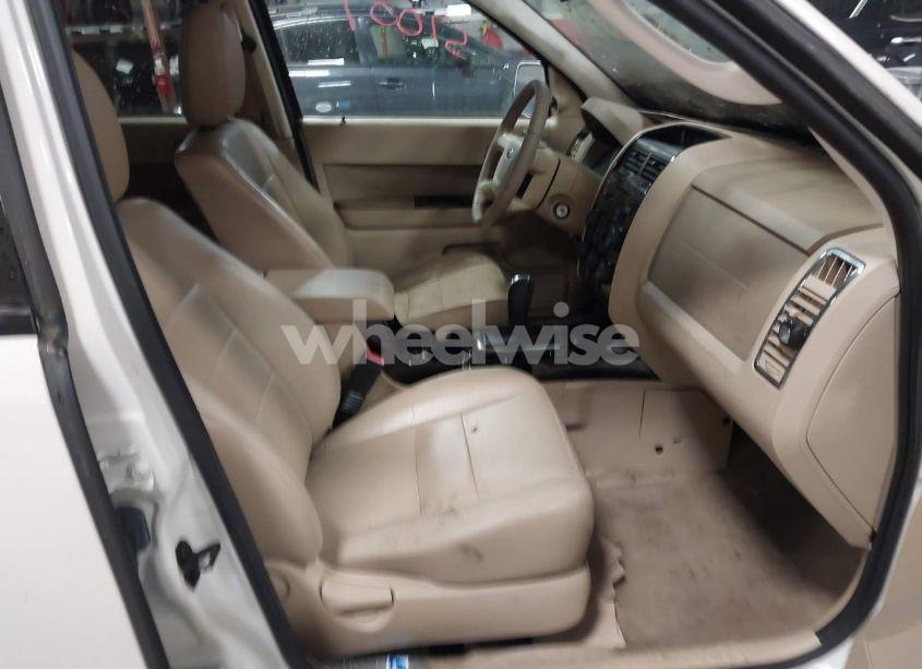 Photo 5 of 2009 Ford Escape LIMITED (VIN 1FMCU04G39KA57007)