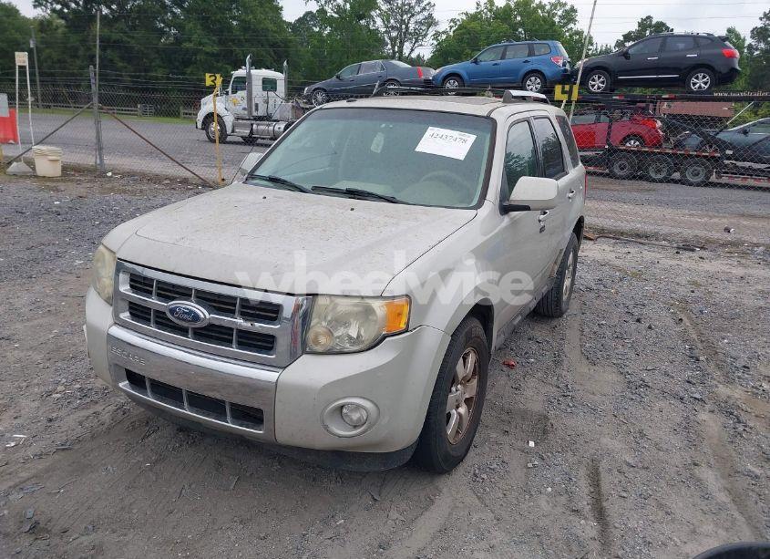 Photo 2 of 2009 Ford Escape LIMITED (VIN 1FMCU04G39KA59615)