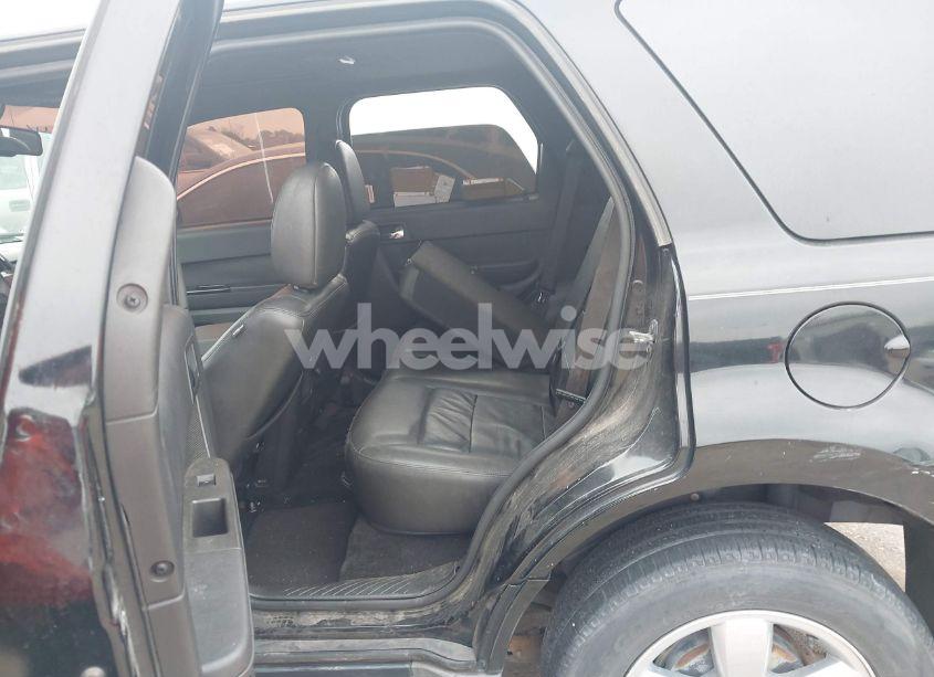 Photo 8 of 2009 Ford Escape LIMITED (VIN 1FMCU04G59KA37003)