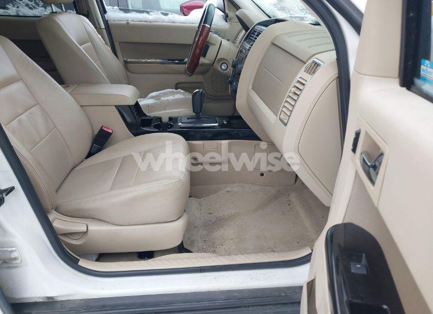 Photo 5 of 2009 Ford Escape LIMITED (VIN 1FMCU04G79KA10420)