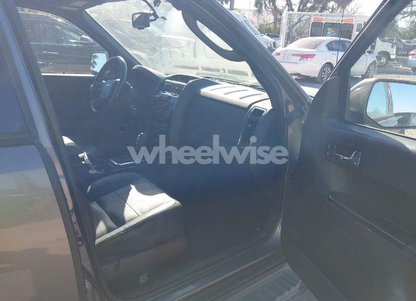 Photo 5 of 2009 Ford Escape LIMITED (VIN 1FMCU04G79KB00876)