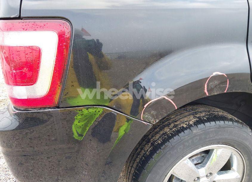 Photo 6 of 2009 Ford Escape LIMITED (VIN 1FMCU04G99KD14896)