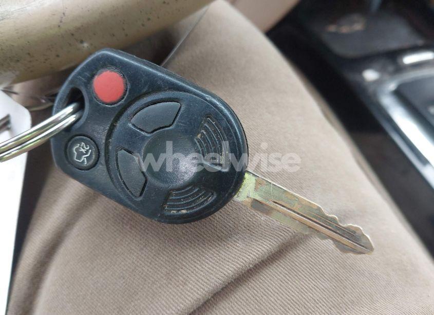 Photo 11 of 2009 Ford Escape LIMITED (VIN 1FMCU04GX9KB47268)