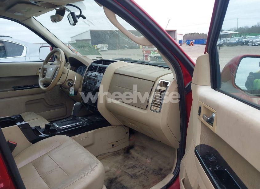 Photo 5 of 2009 Ford Escape LIMITED (VIN 1FMCU04GX9KB47268)