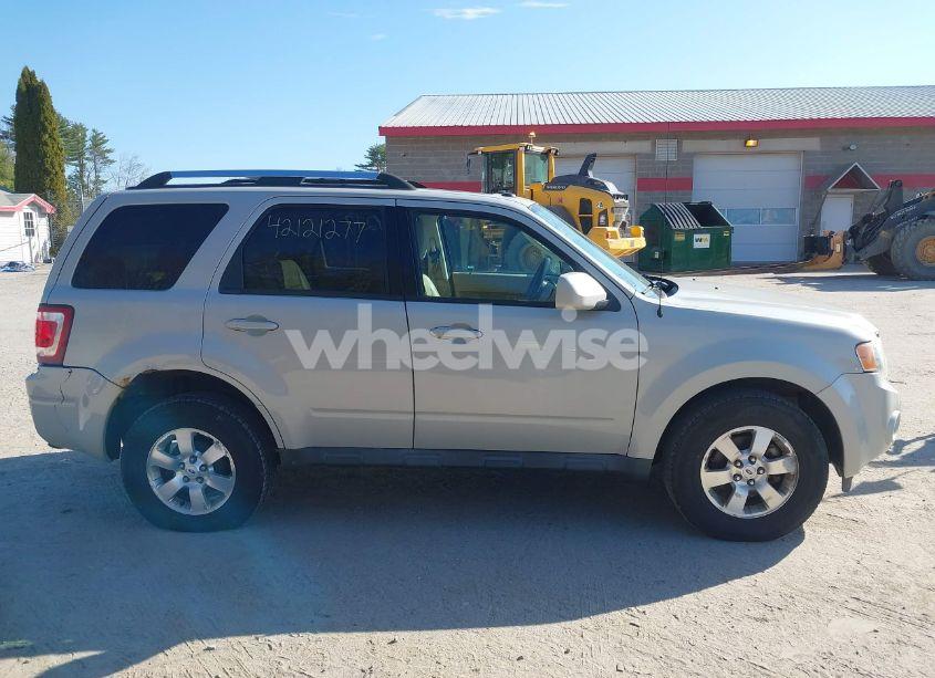 Photo 14 of 2009 Ford Escape LIMITED (VIN 1FMCU04GX9KD12252)