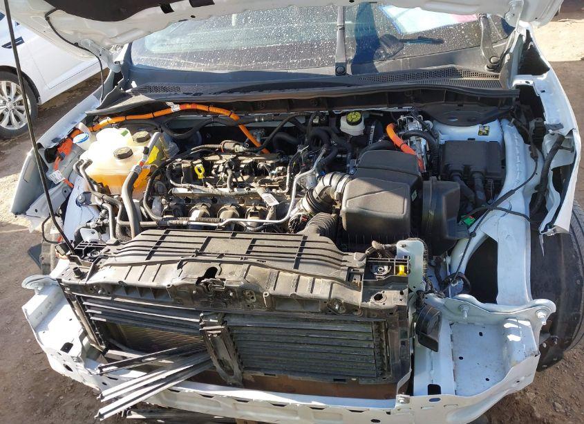 Photo 10 of 2021 Ford Escape SE HYBRID (VIN 1FMCU0BZ1MUB21045)