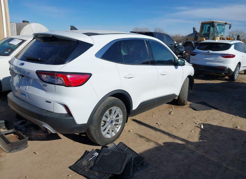 Photo 4 of 2021 Ford Escape SE HYBRID (VIN 1FMCU0BZ1MUB21045)