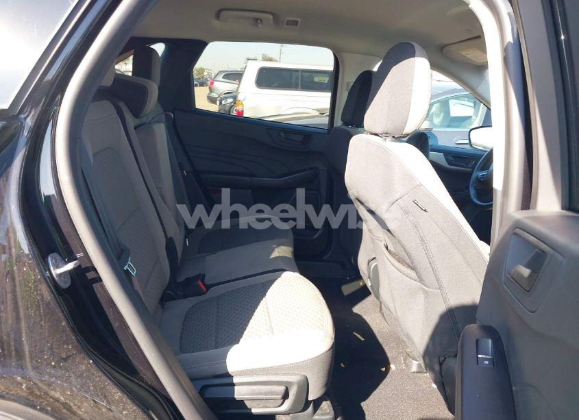 Photo 8 of 2022 Ford Escape SE HYBRID (VIN 1FMCU0BZ1NUA27569)