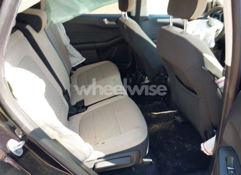 Photo 8 of 2021 Ford Escape SE HYBRID (VIN 1FMCU0BZ4MUA67773)