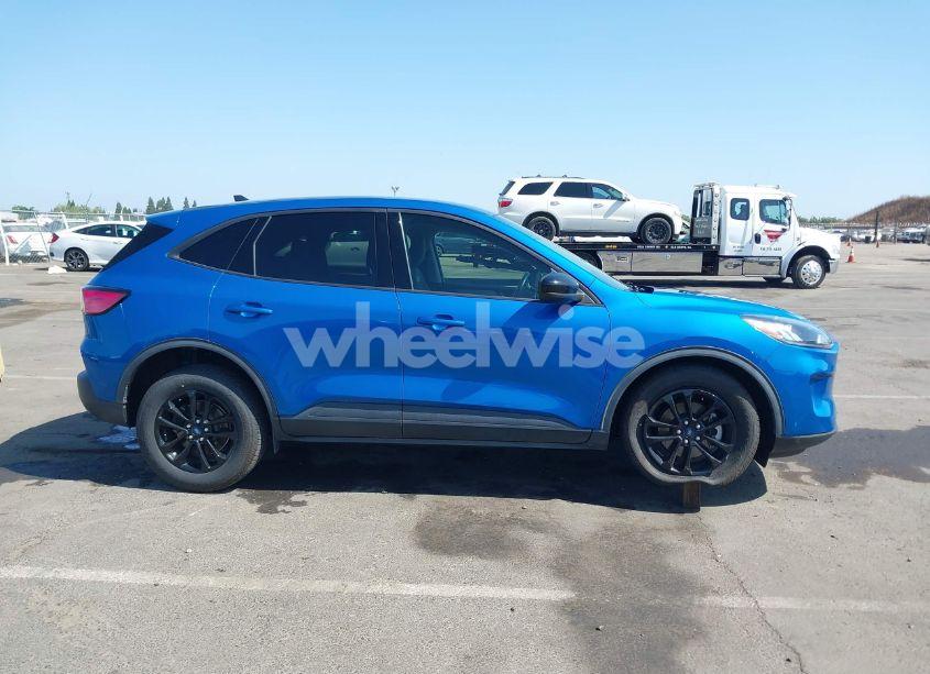 Photo 13 of 2020 Ford Escape SE SPORT HYBRID (VIN 1FMCU0BZ5LUC51957)