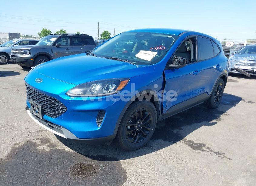 Photo 2 of 2020 Ford Escape SE SPORT HYBRID (VIN 1FMCU0BZ5LUC51957)