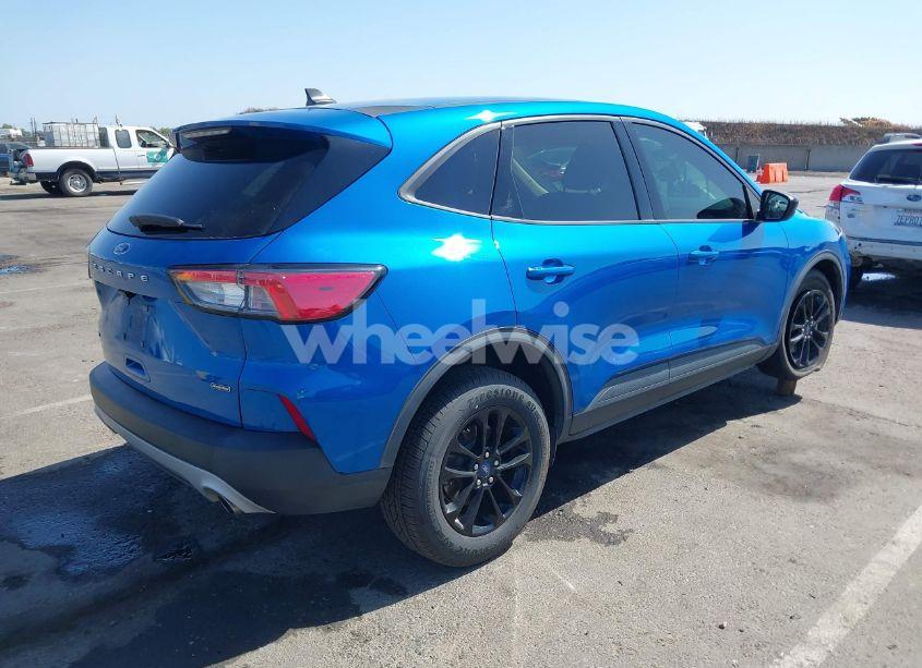 Photo 4 of 2020 Ford Escape SE SPORT HYBRID (VIN 1FMCU0BZ5LUC51957)