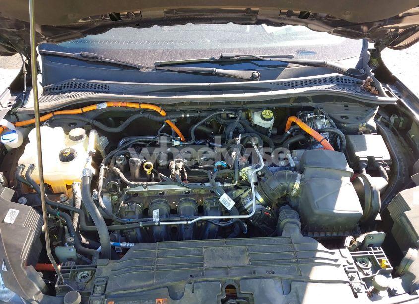 Photo 10 of 2021 Ford Escape SE HYBRID (VIN 1FMCU0BZ5MUA85022)