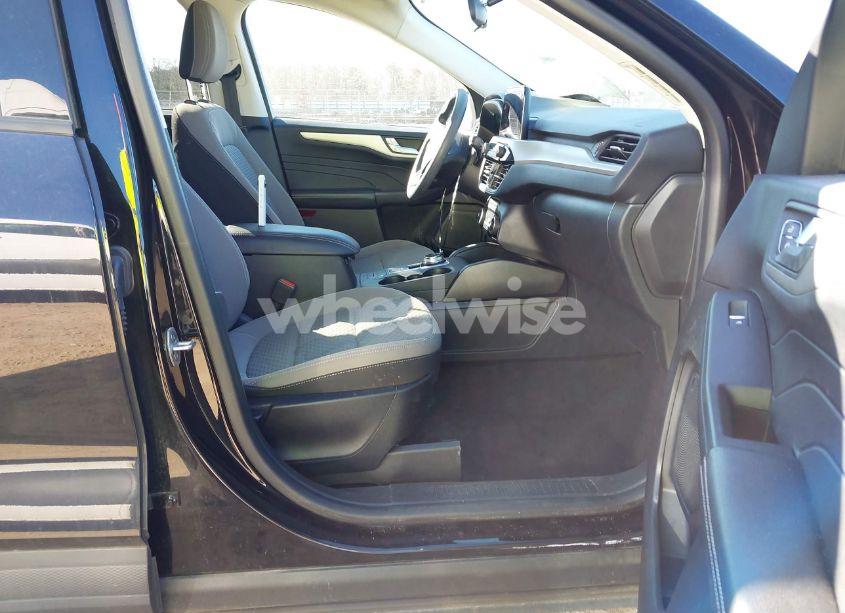 Photo 5 of 2021 Ford Escape SE HYBRID (VIN 1FMCU0BZ5MUA85022)