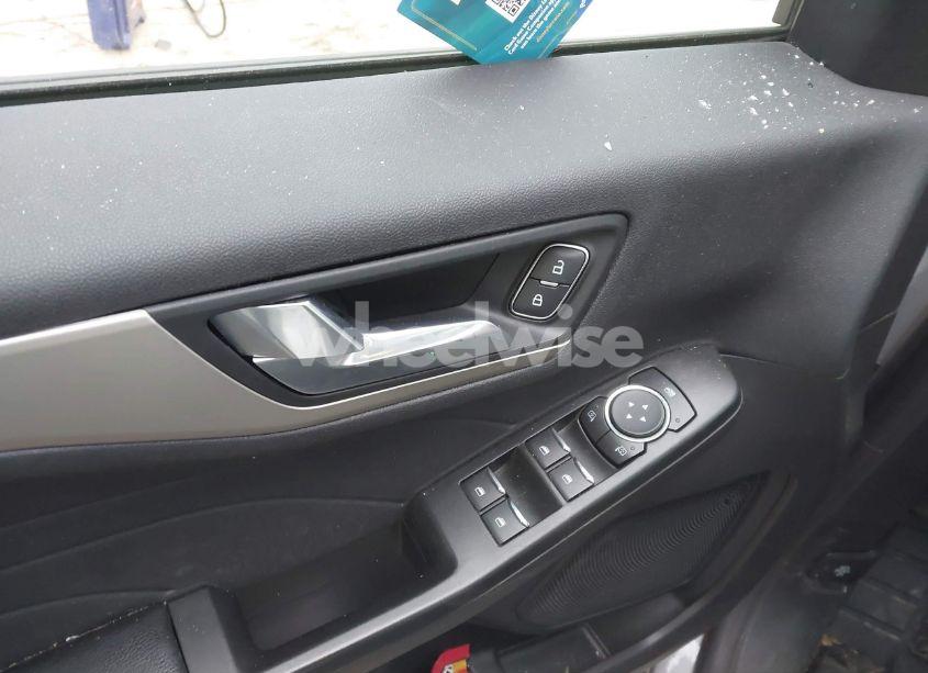 Photo 19 of 2021 Ford Escape SE HYBRID (VIN 1FMCU0BZ7MUB20546)