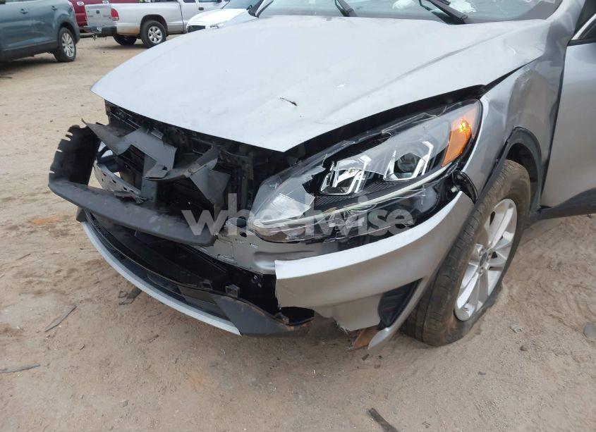 Photo 6 of 2021 Ford Escape SE HYBRID (VIN 1FMCU0BZ7MUB20546)