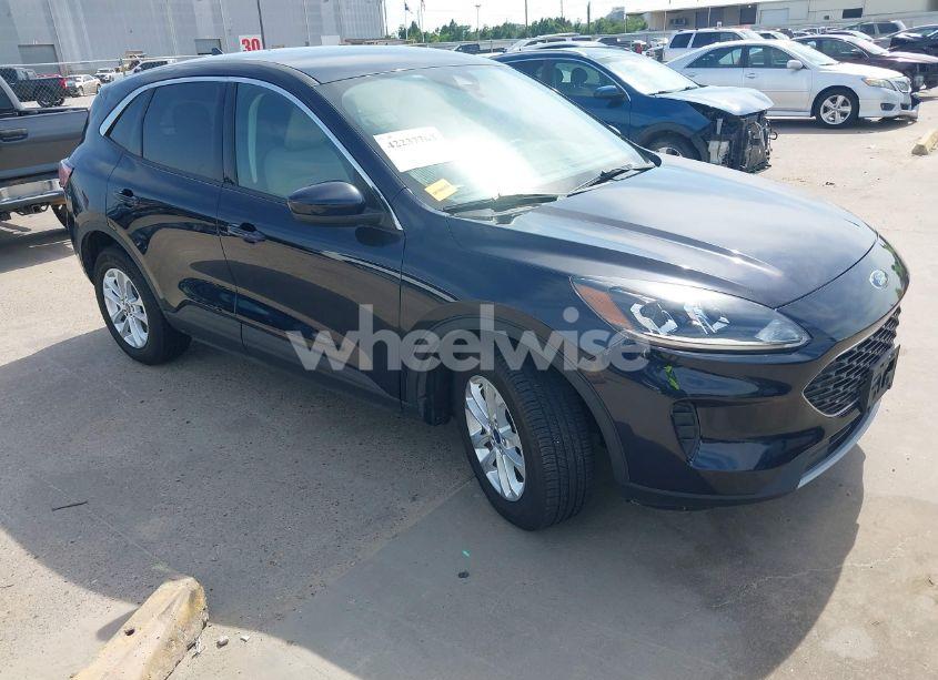 2021 Ford Escape SE HYBRID (VIN 1FMCU0BZ8MUA40236) main photo