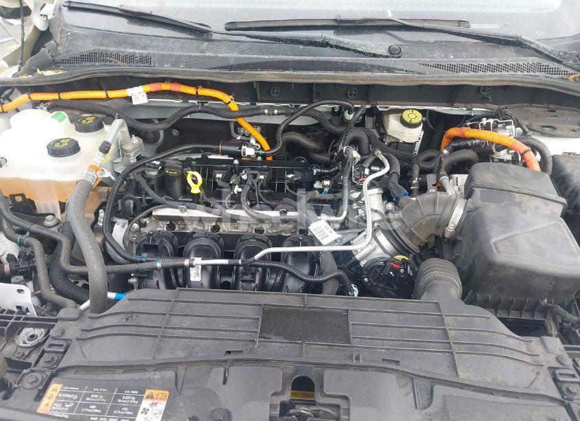 Photo 10 of 2022 Ford Escape SE HYBRID (VIN 1FMCU0BZ8NUA02734)