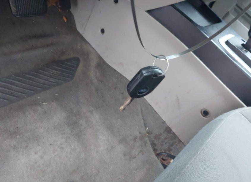 Photo 11 of 2010 Ford Escape XLS (VIN 1FMCU0C70AKA68293)