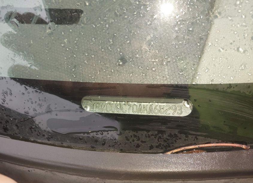 Photo 9 of 2010 Ford Escape XLS (VIN 1FMCU0C70AKA68293)