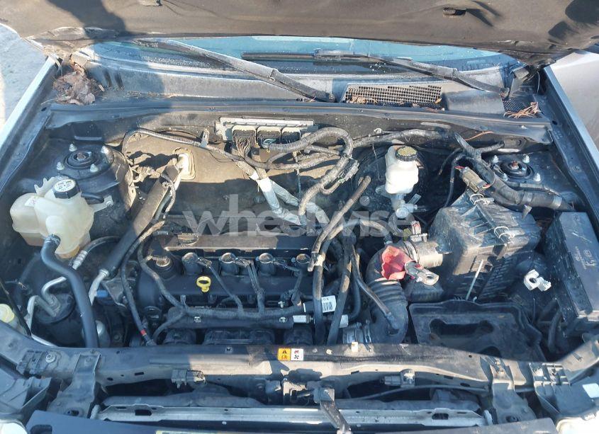 Photo 10 of 2010 Ford Escape XLS (VIN 1FMCU0C70AKD02237)